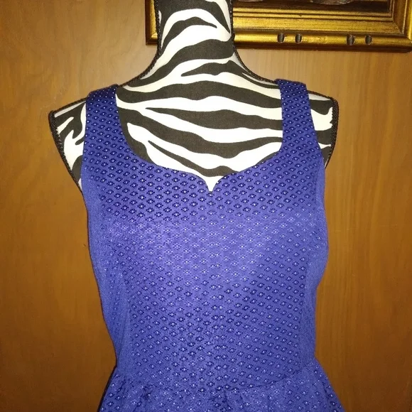 Kensie Cobalt Blue and White Sweetheart Neck Line Midi Dress - Picture 3 of 16